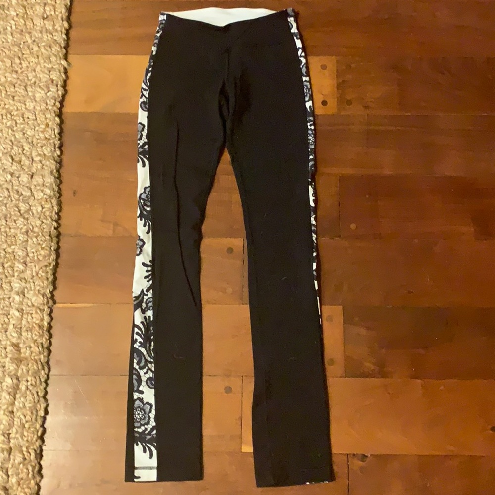 Lululemon pants